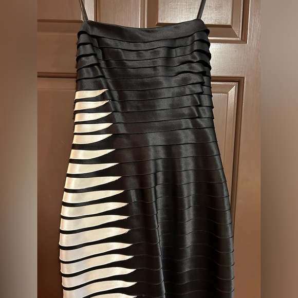 BCBG strapless formal dress - Picture 1 of 4